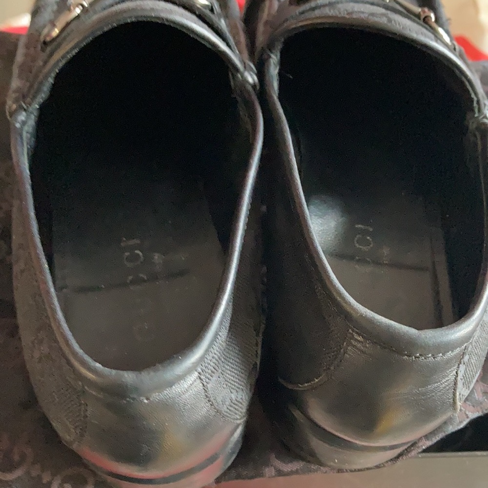 Authentic Gucci Loafer - Picture 4 of 10